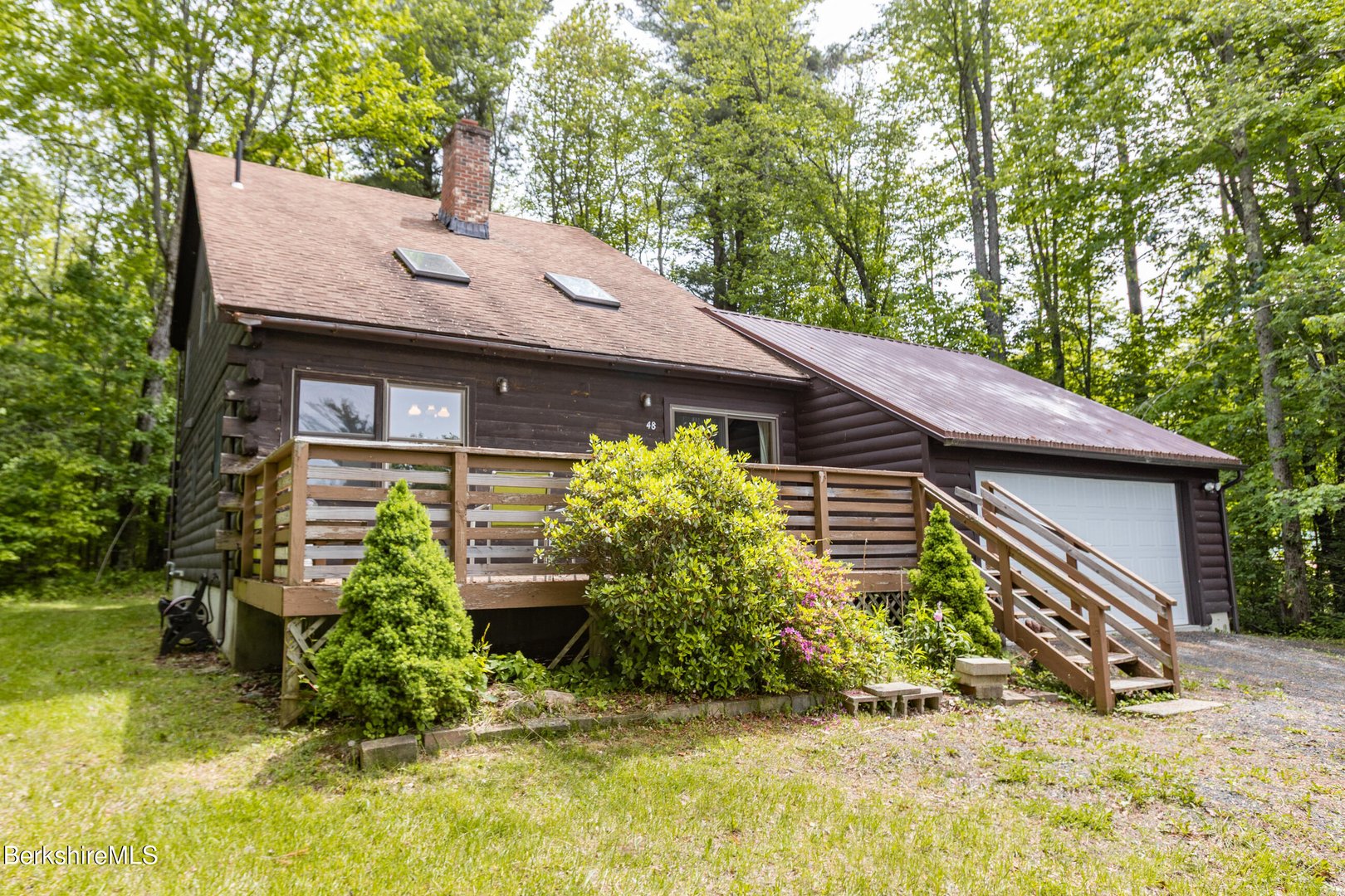 48 Canterbury Ln Photo 1