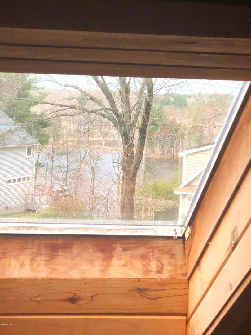 48 Canterbury Ln Photo 34
