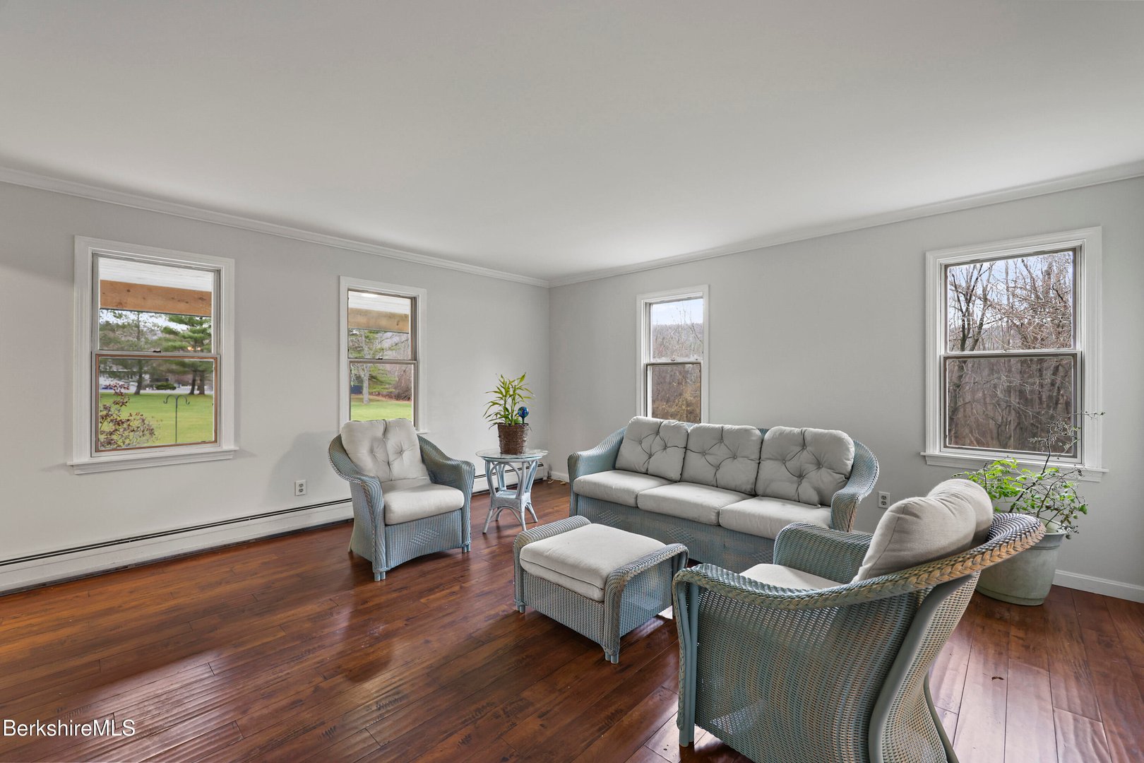 104 Washington Mountain Rd Photo 7