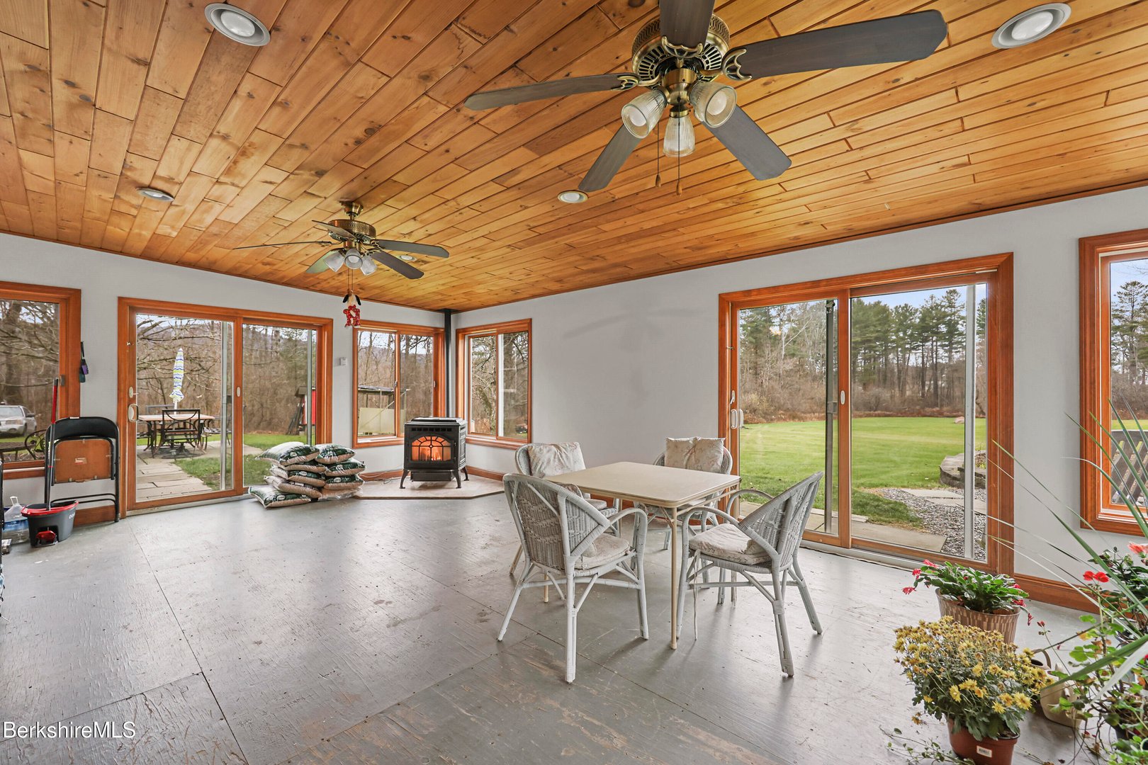 104 Washington Mountain Rd Photo 26