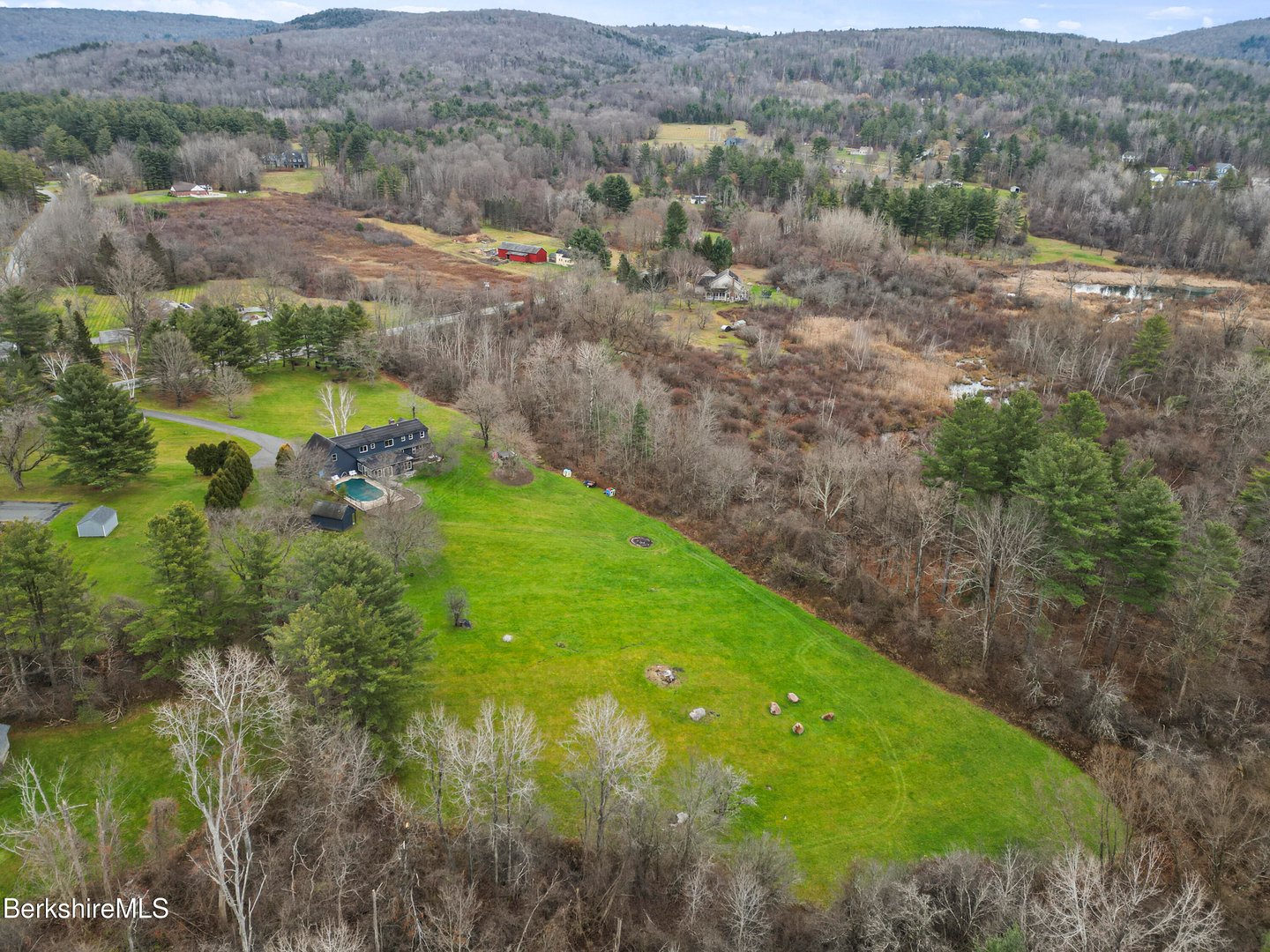 104 Washington Mountain Rd Photo 57