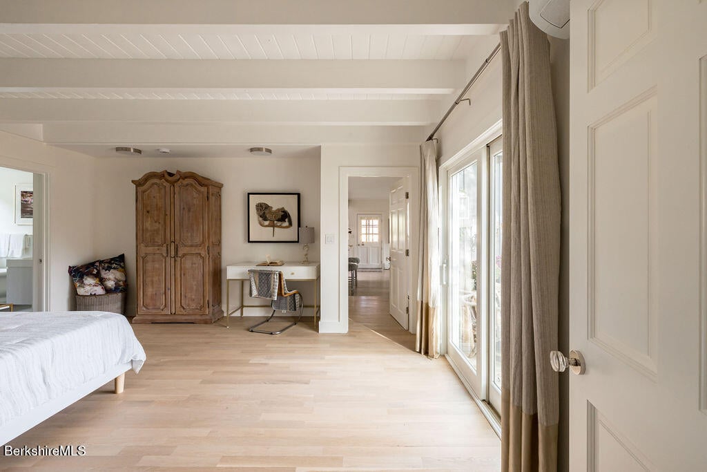 302A Egremont Plain Rd Photo 26