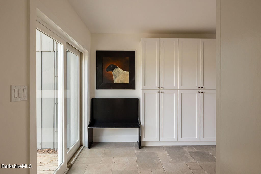 302A Egremont Plain Rd Photo 24