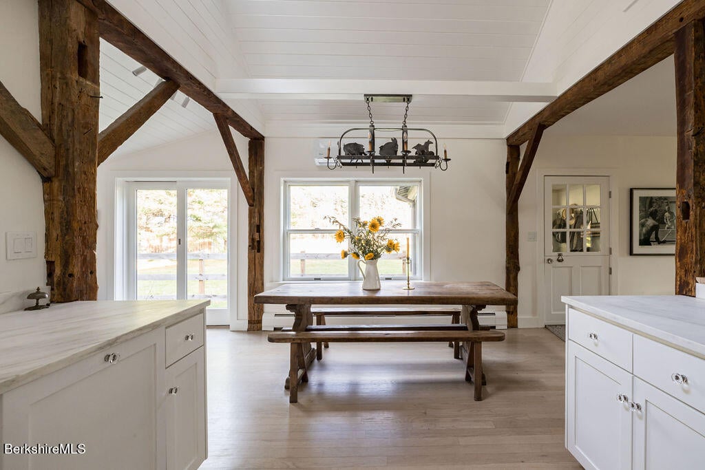 302A Egremont Plain Rd Photo 14