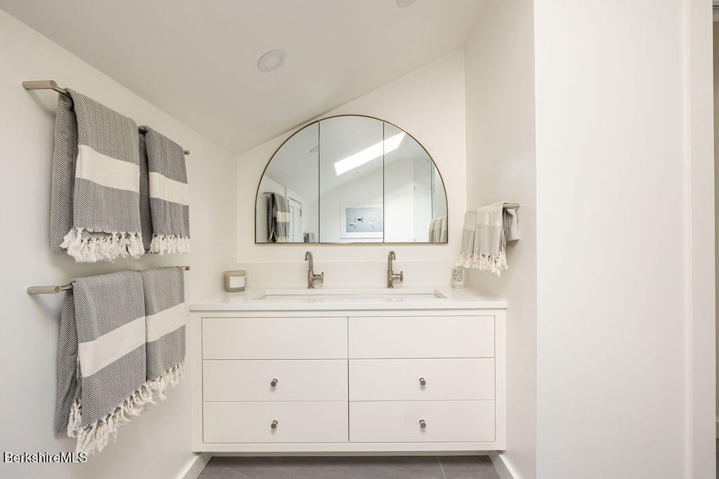 302A Egremont Plain Rd Photo 51