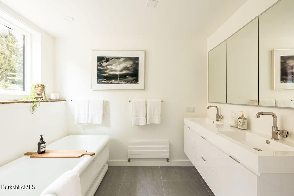 302A Egremont Plain Rd Photo 29