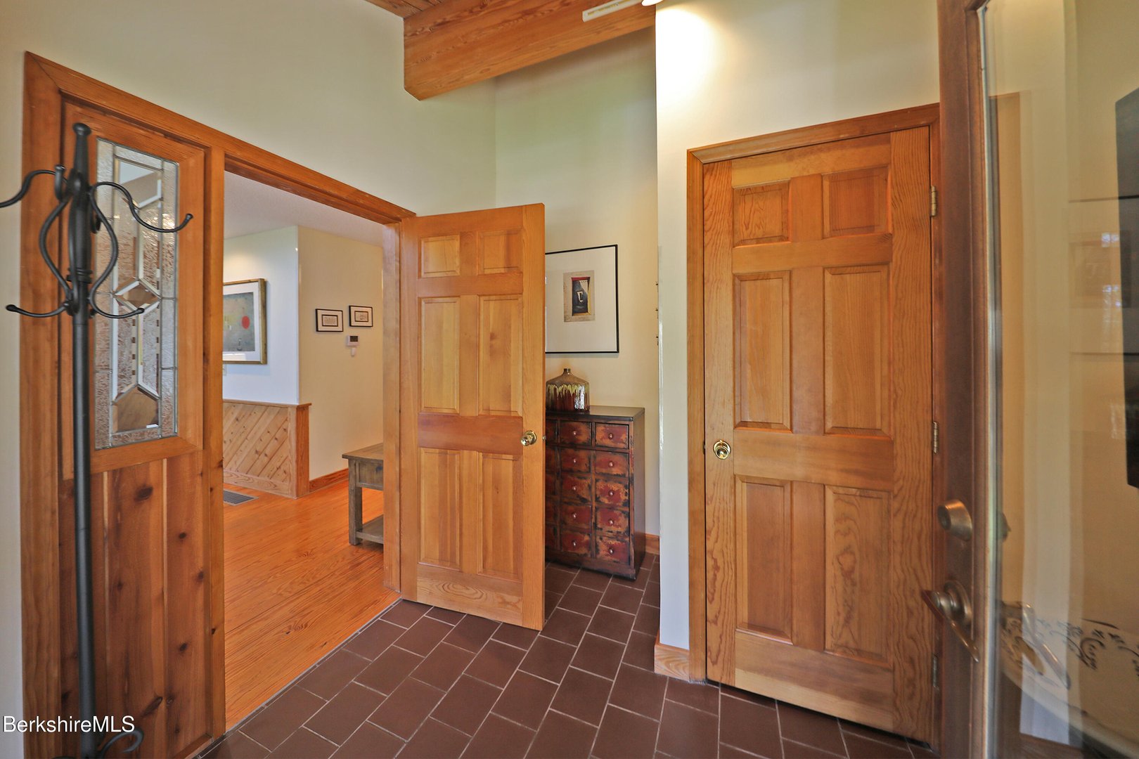 55 Mallard Dr Photo 6