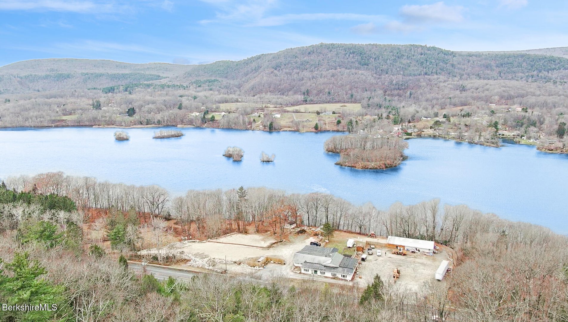 750-760 S State Rd Photo 2