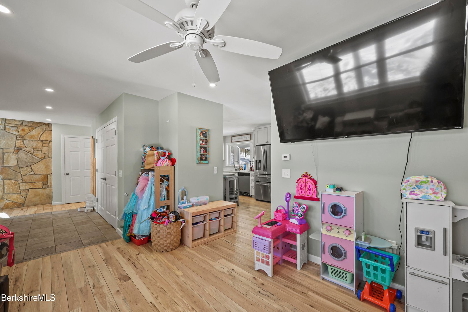 141 Griffin Hill Rd Photo 29