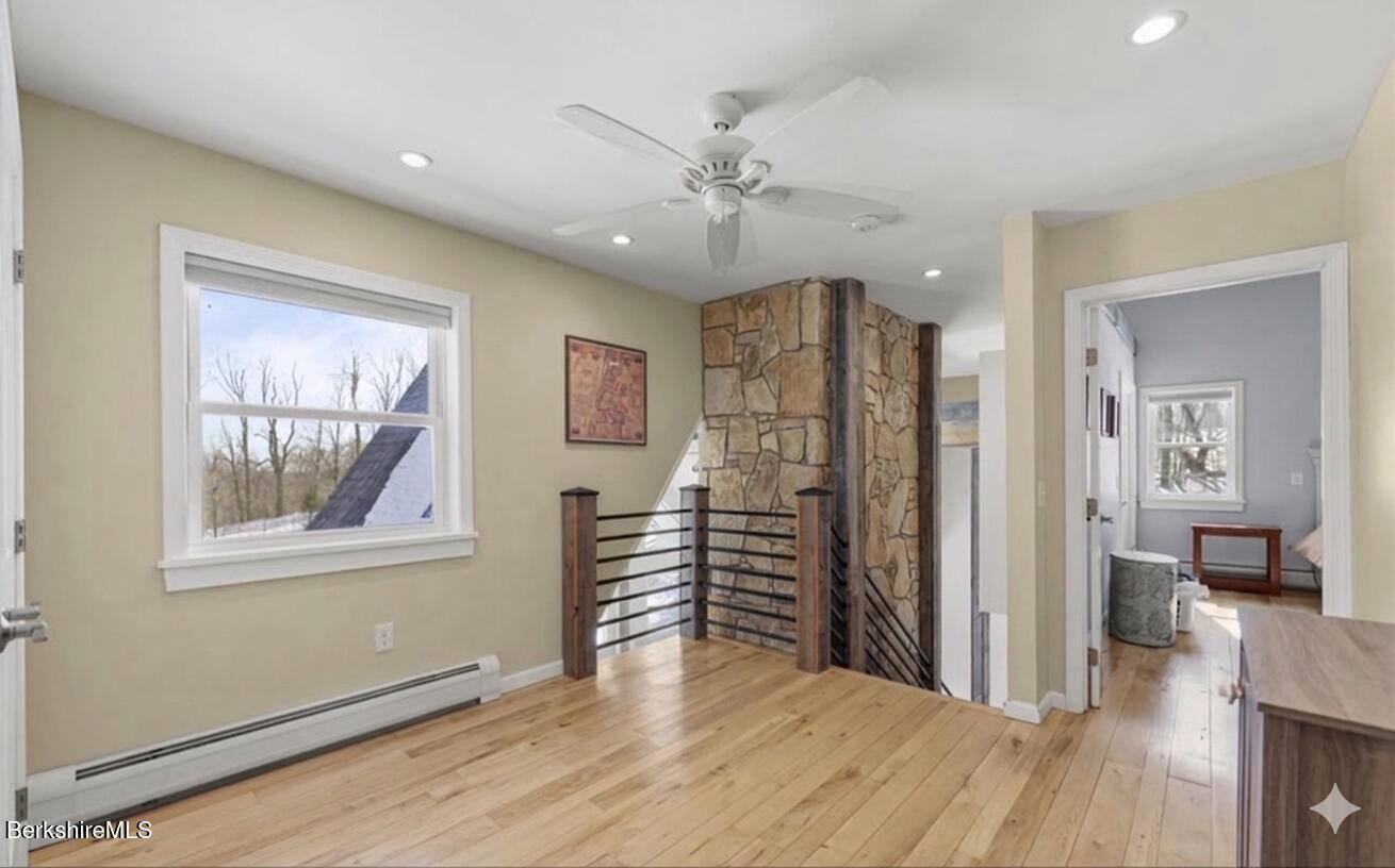 141 Griffin Hill Rd Photo 31