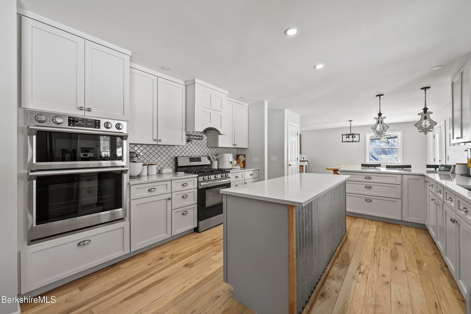 141 Griffin Hill Rd Photo 12