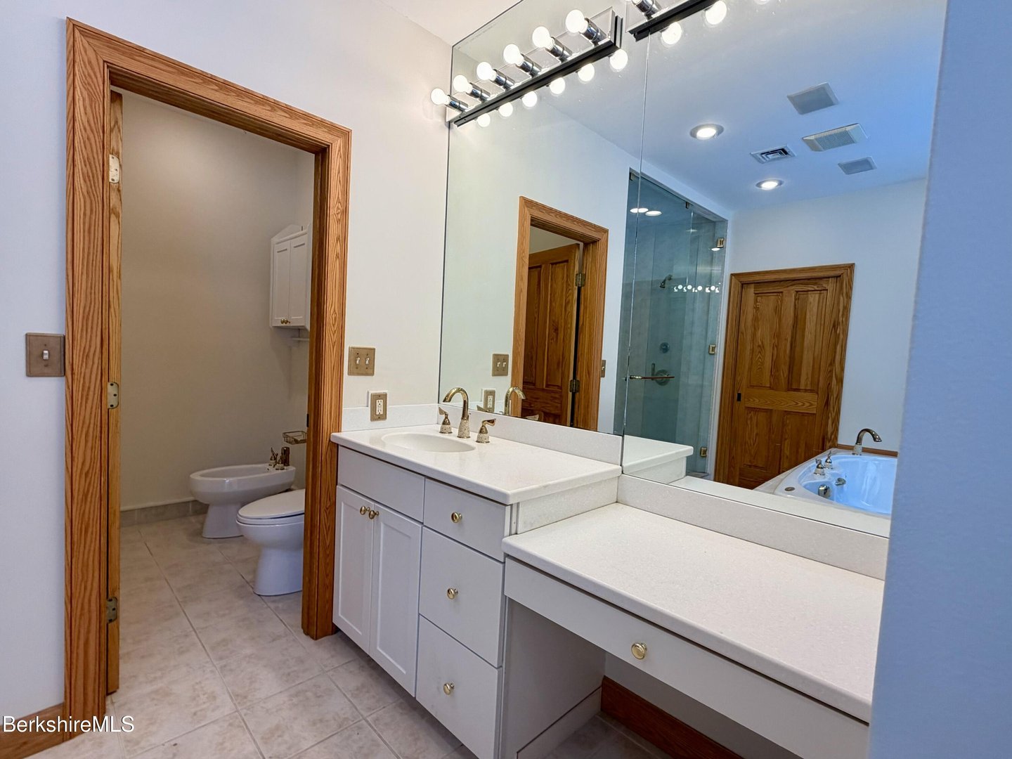 7 Poirot Rd Photo 41