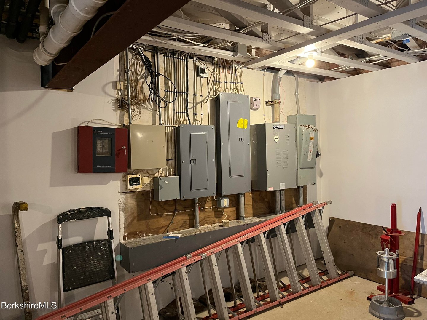 7 Poirot Rd Photo 57