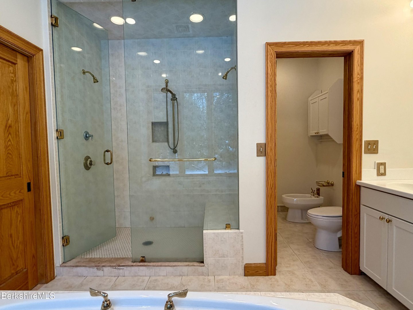 7 Poirot Rd Photo 40