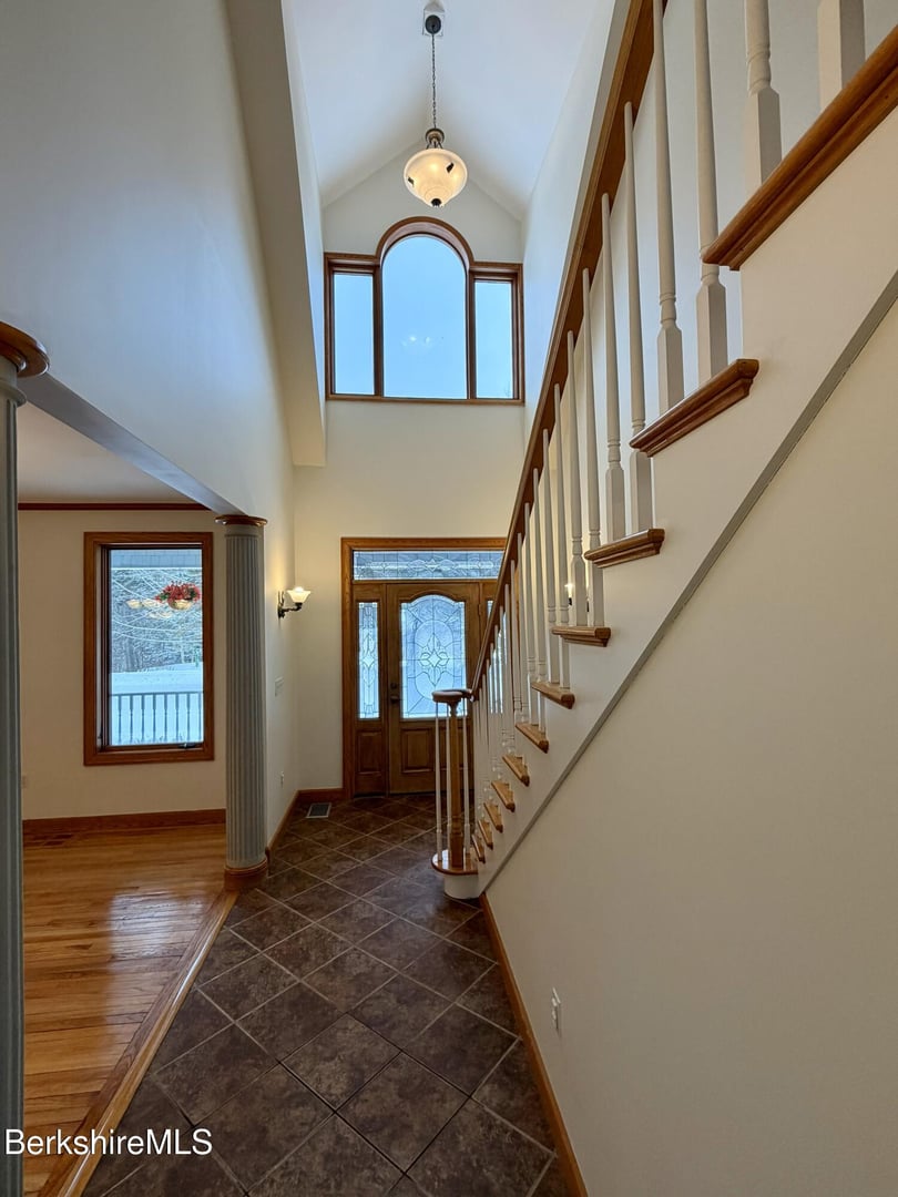 7 Poirot Rd Photo 20