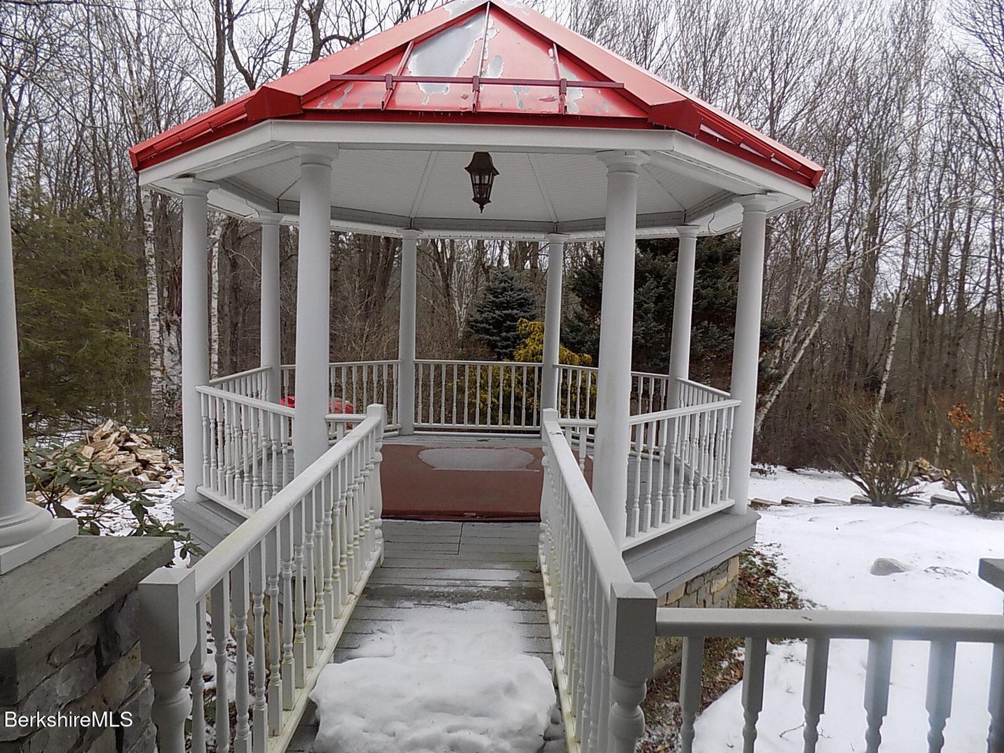 7 Poirot Rd Photo 10