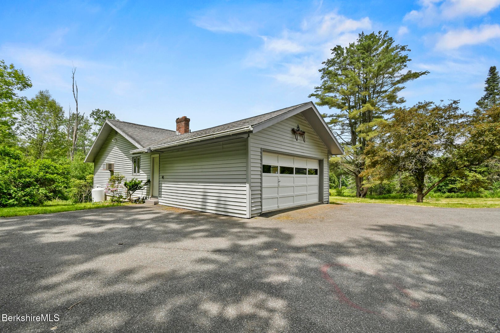 1310 Lenox Rd Photo 4