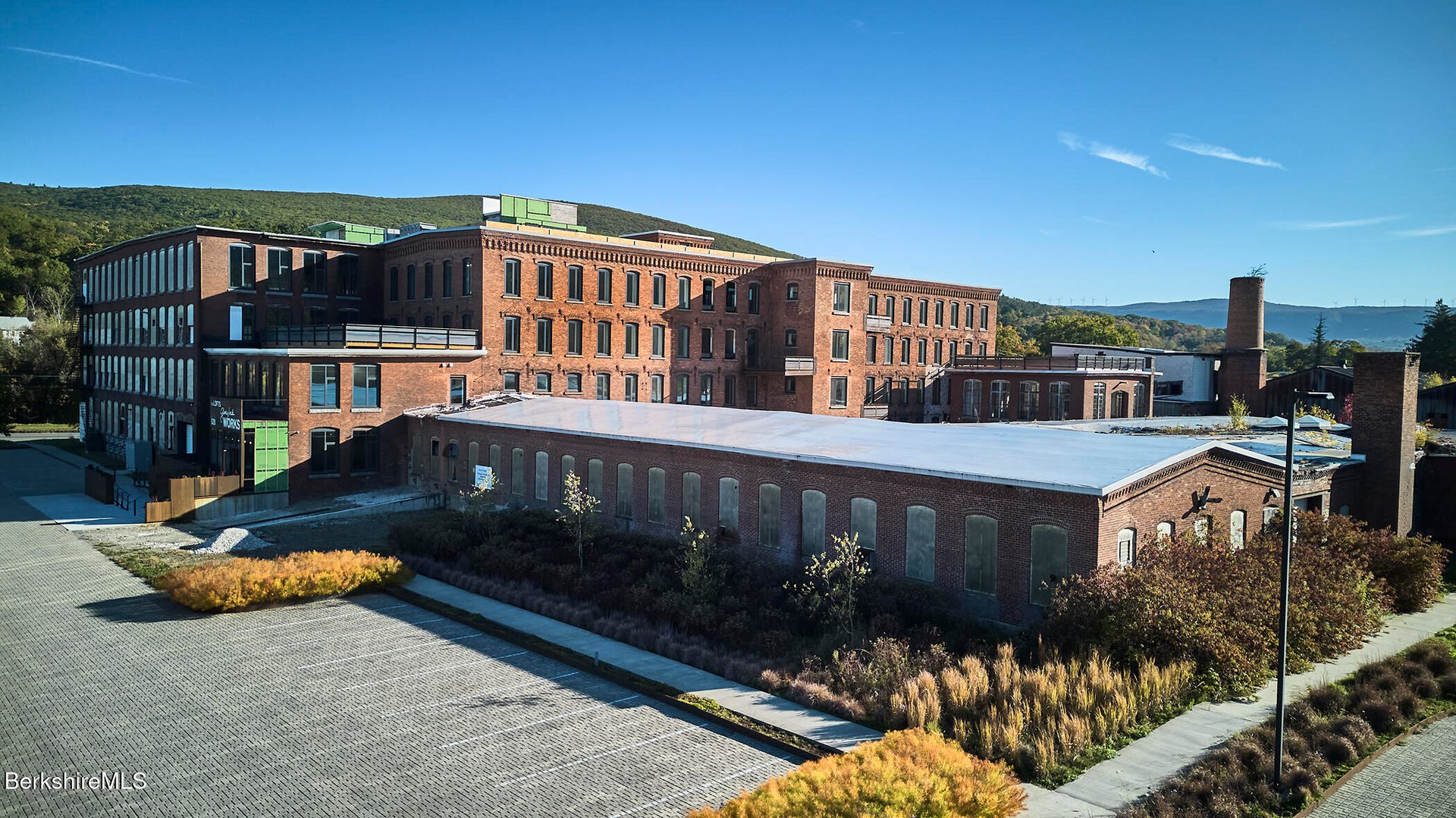 520 State Rd  #309 Photo 2