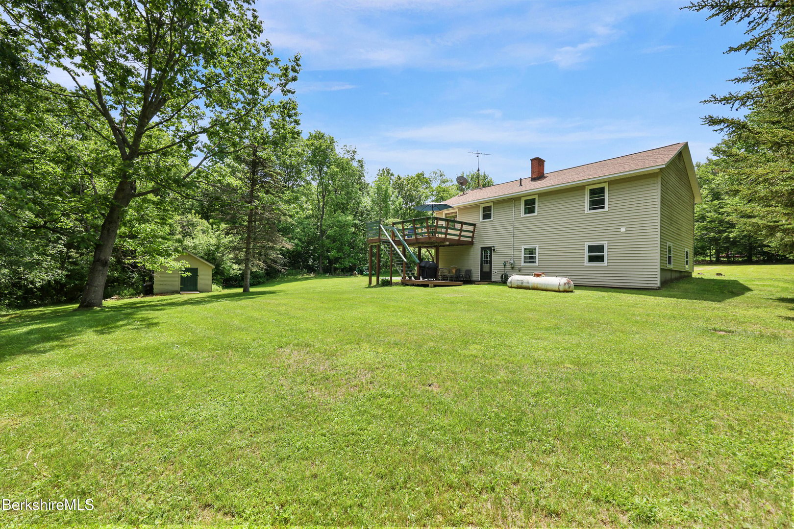 1340 North St Photo 34
