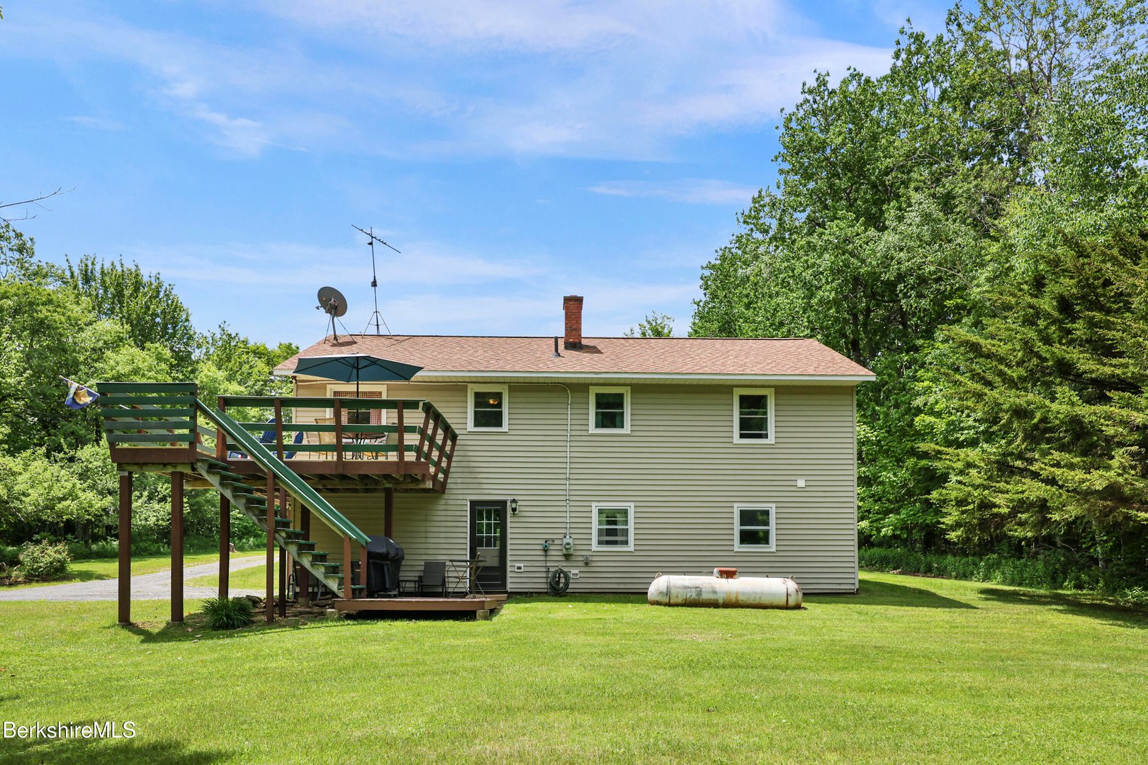 1340 North St Photo 27