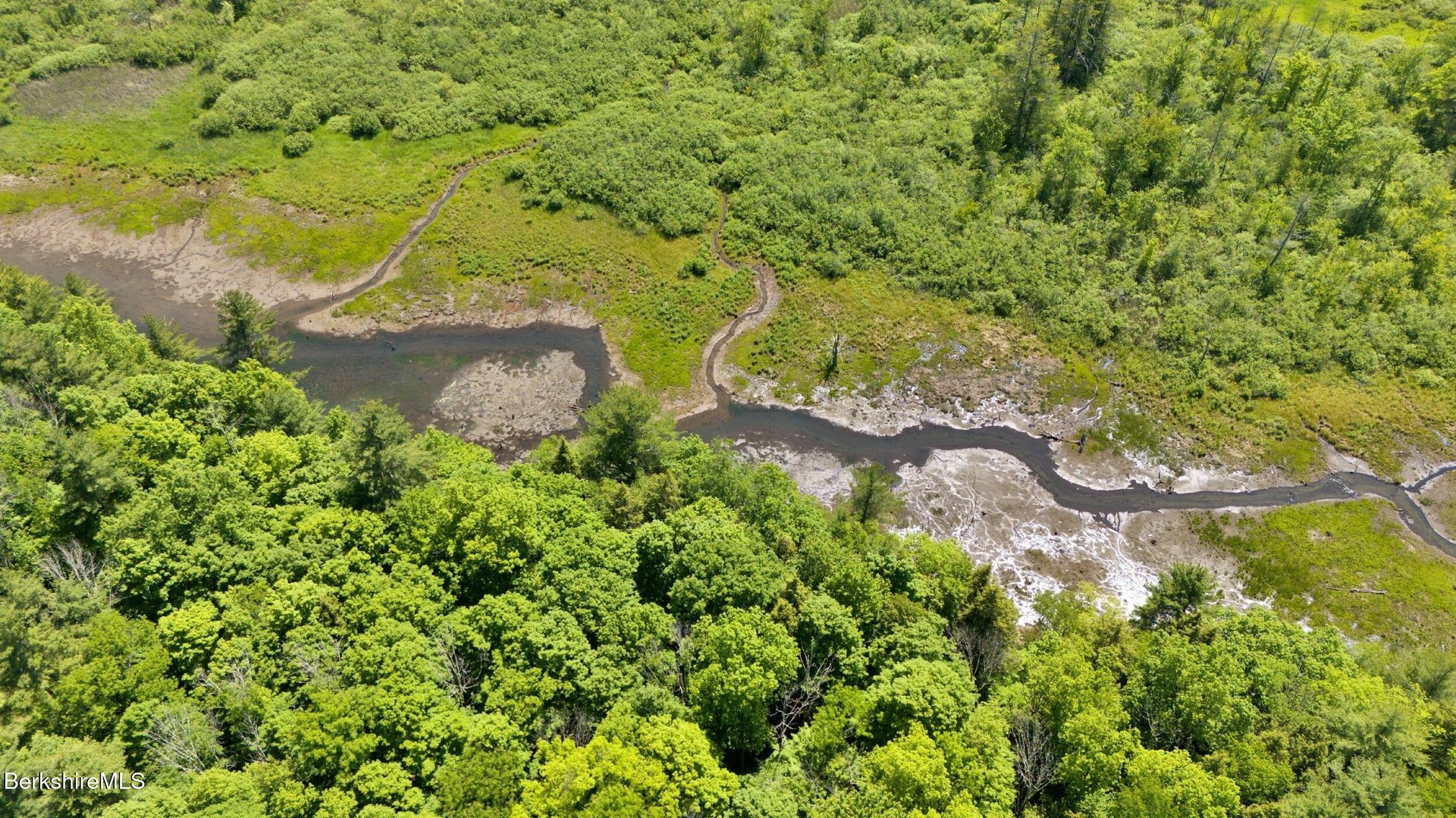 173 Hillsdale Rd Photo 13