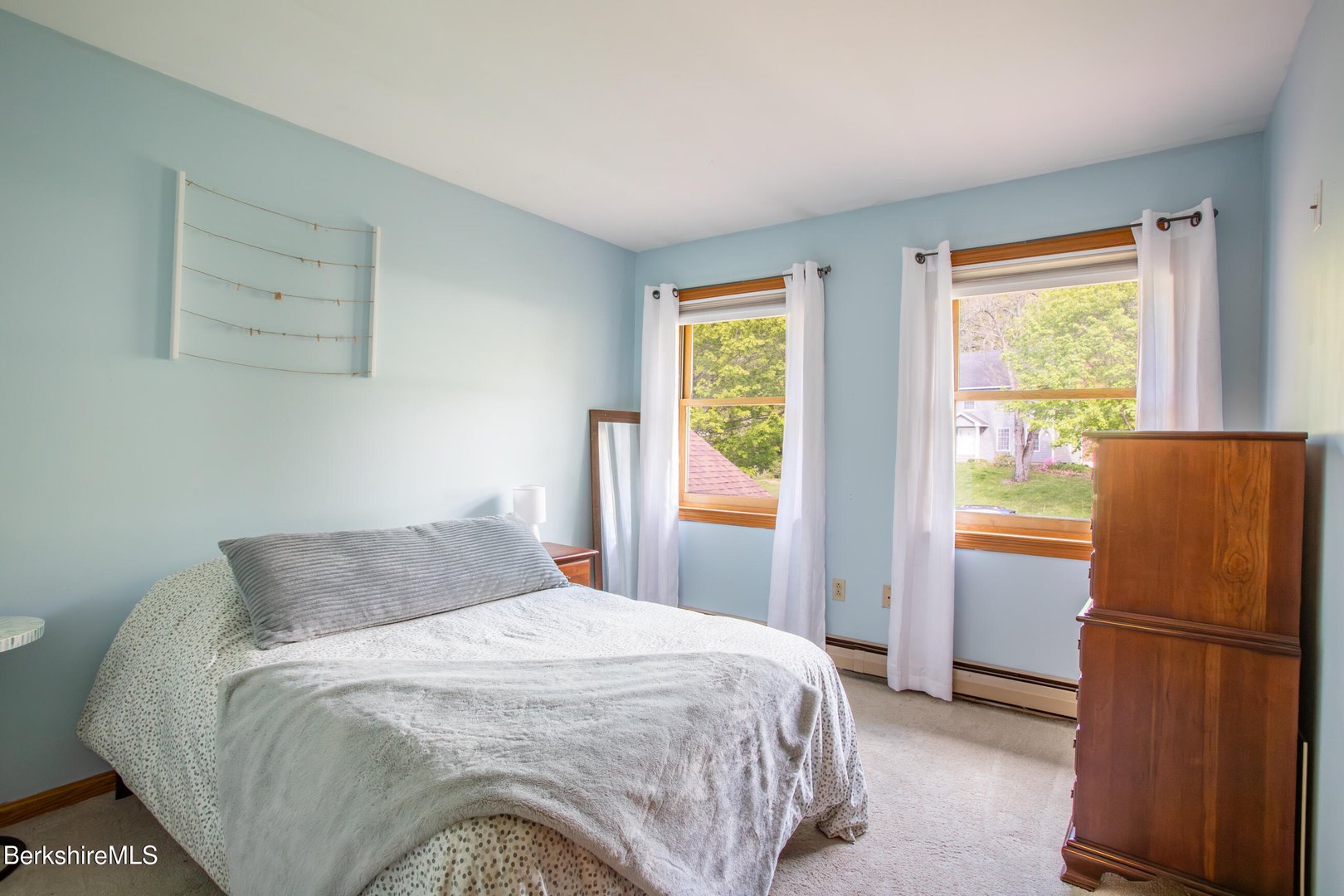 48 Lindsay Dr Photo 31