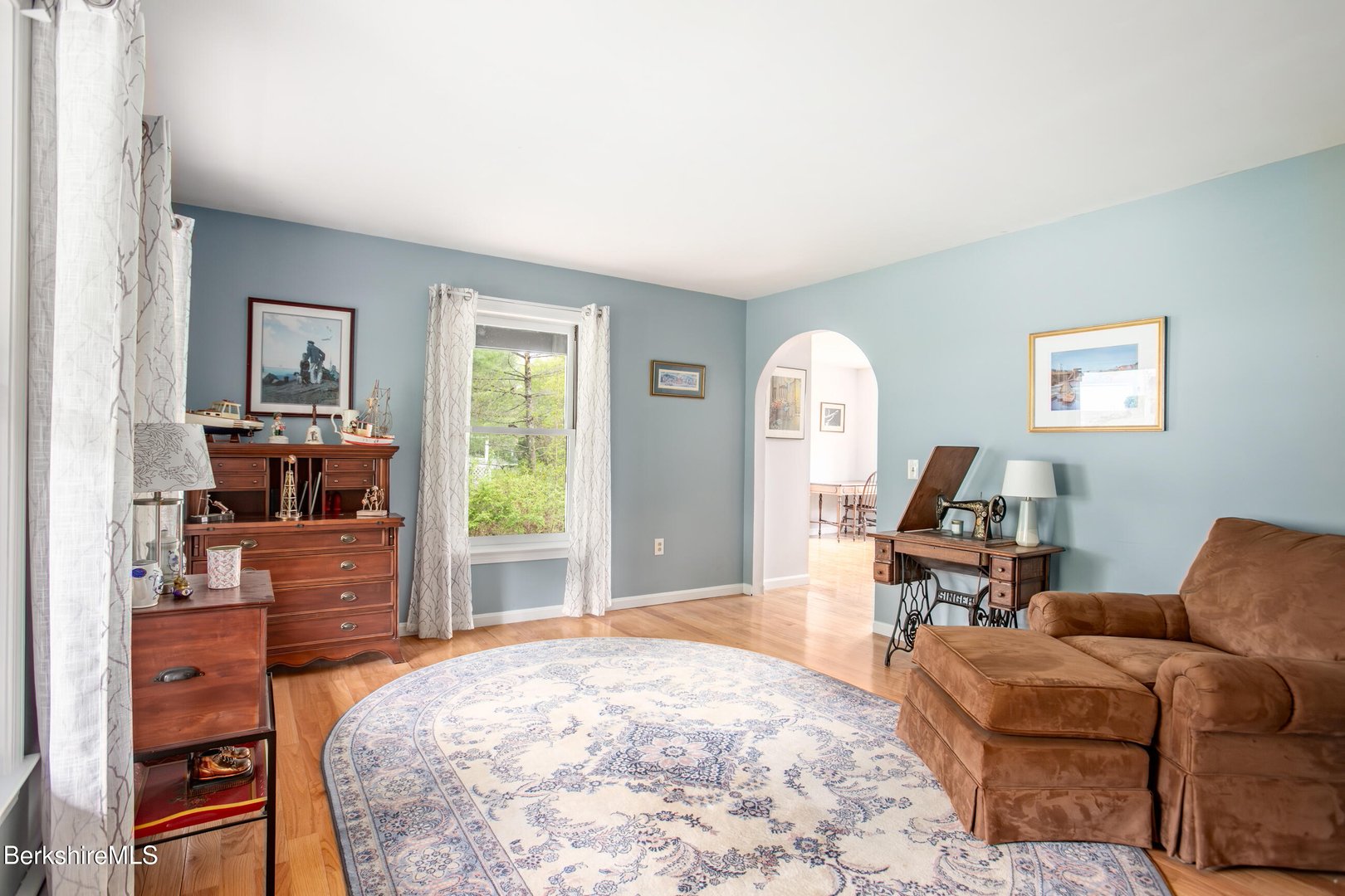 48 Lindsay Dr Photo 18