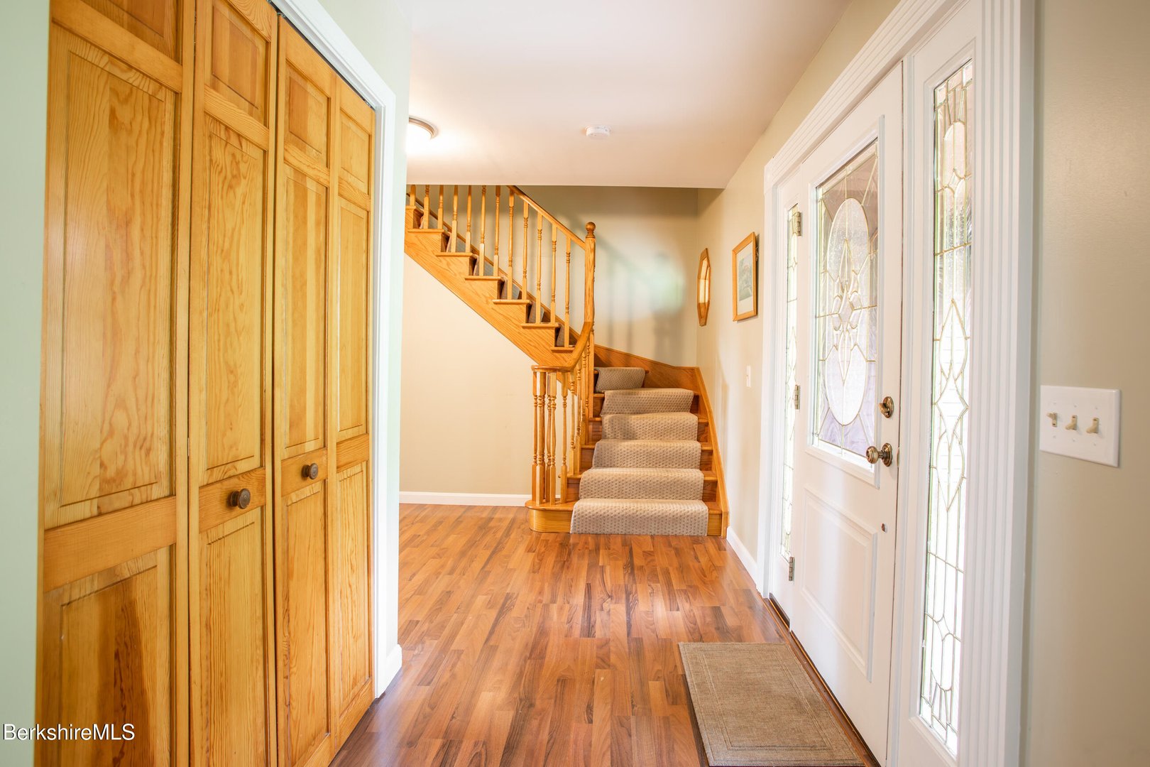 48 Lindsay Dr Photo 21