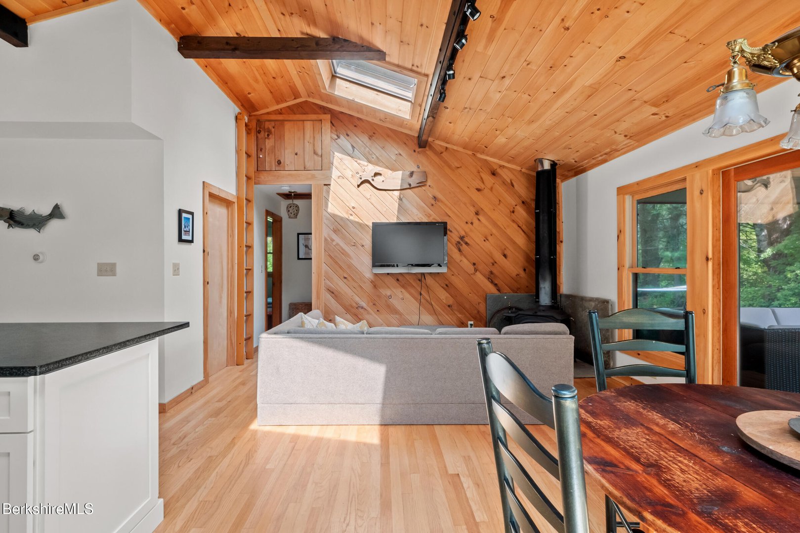 10 Phelps Rd Photo 21