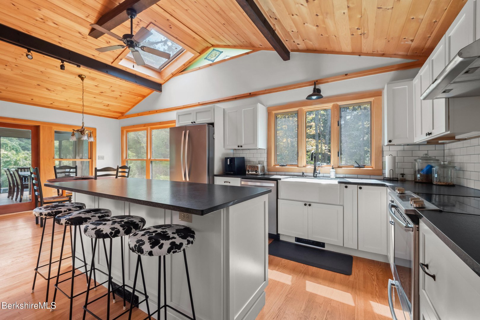 10 Phelps Rd Photo 17