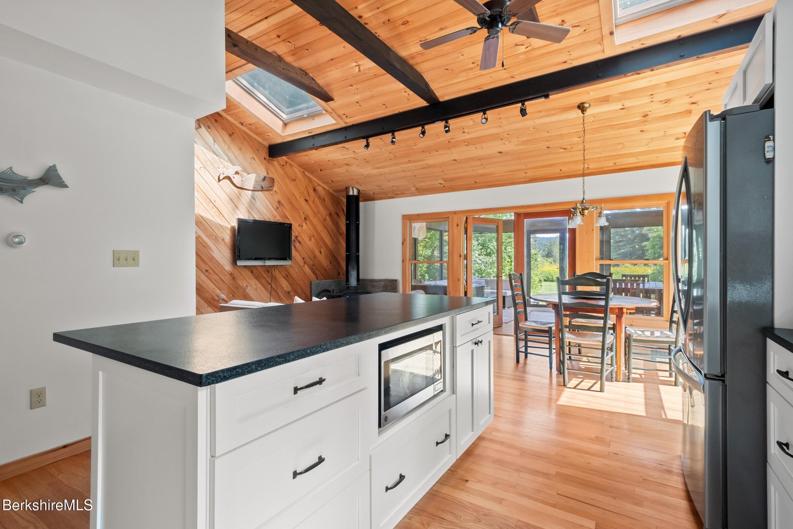 10 Phelps Rd Photo 18