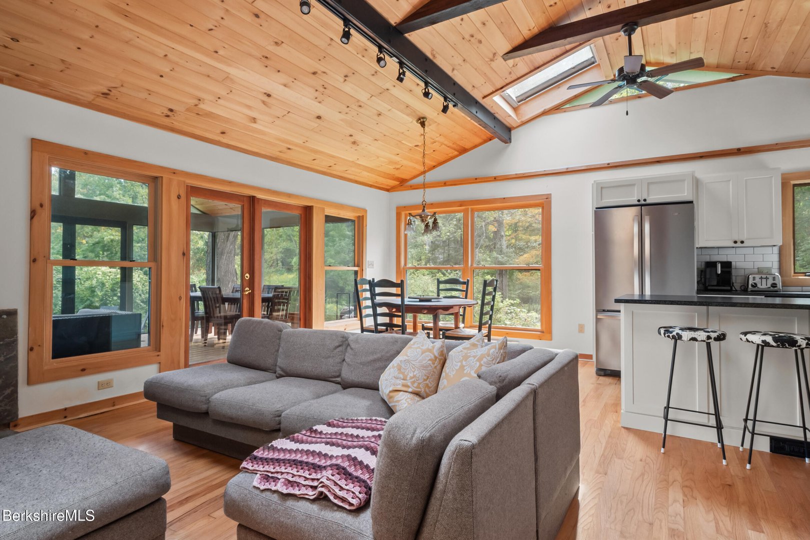 10 Phelps Rd Photo 24