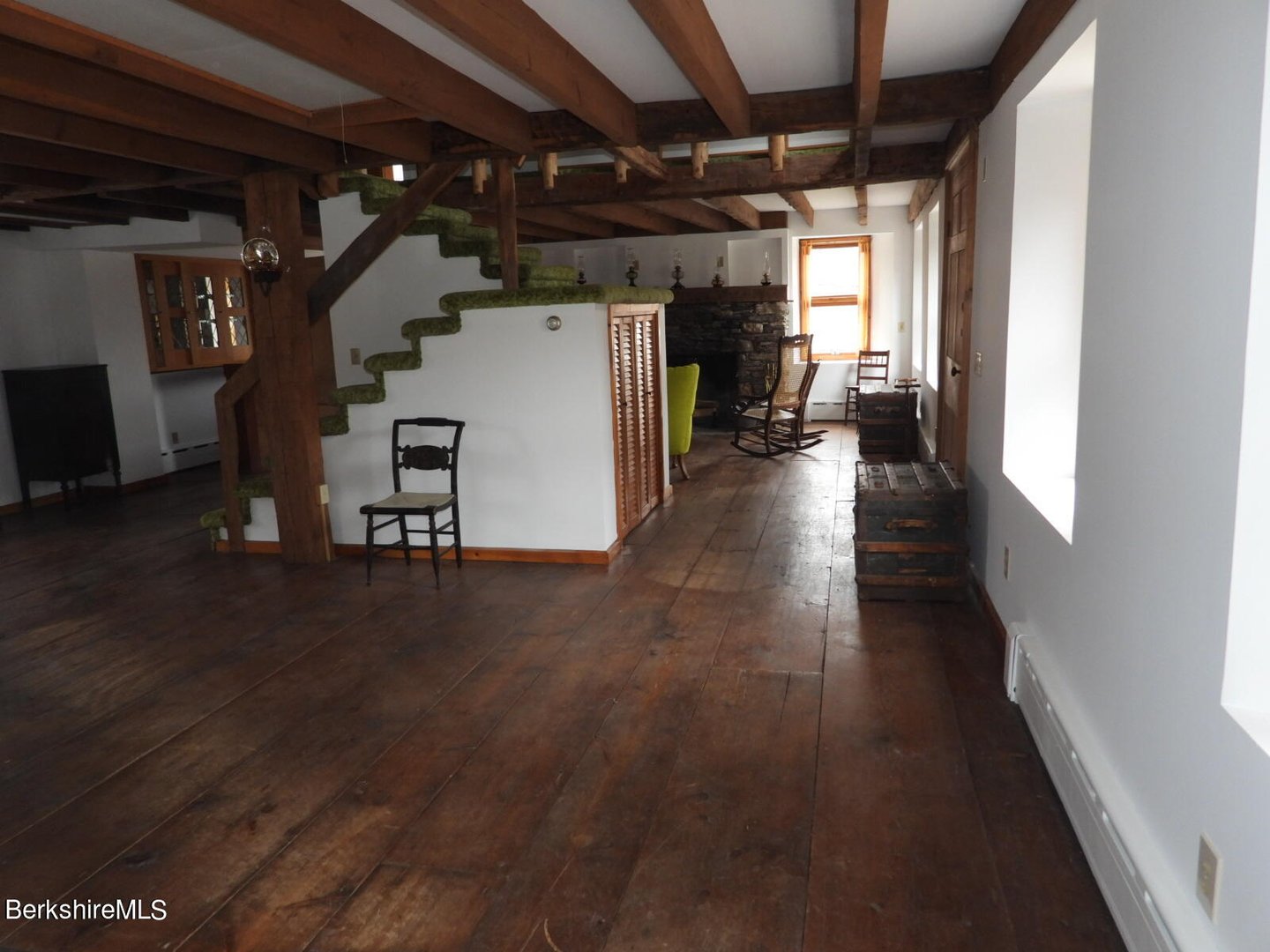 775 Williamstown Rd Photo 21