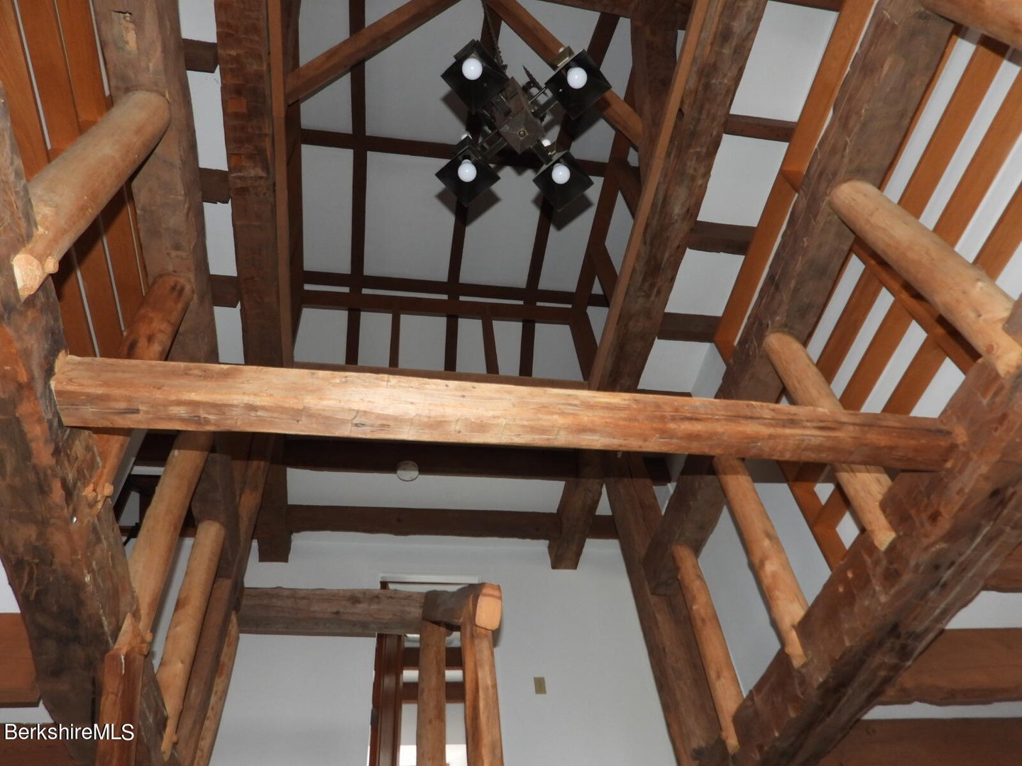 775 Williamstown Rd Photo 22