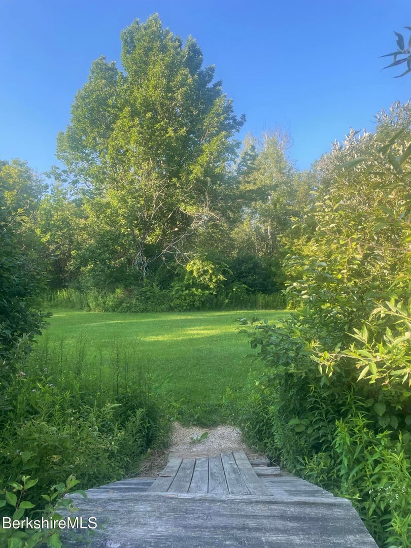 14 Blotz Rd Photo 26