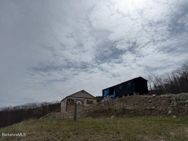 335 Mohawk Trail Photo 29