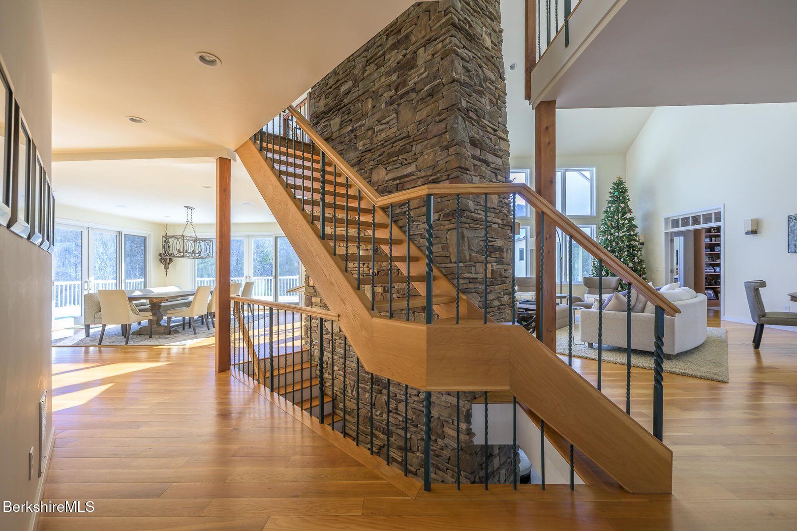 83 Maple Hill Rd Photo 42