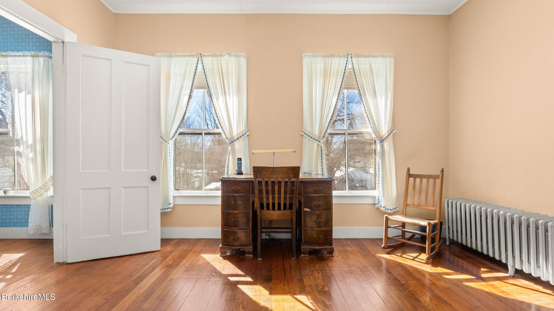 Cheshire Single Family Photo 14