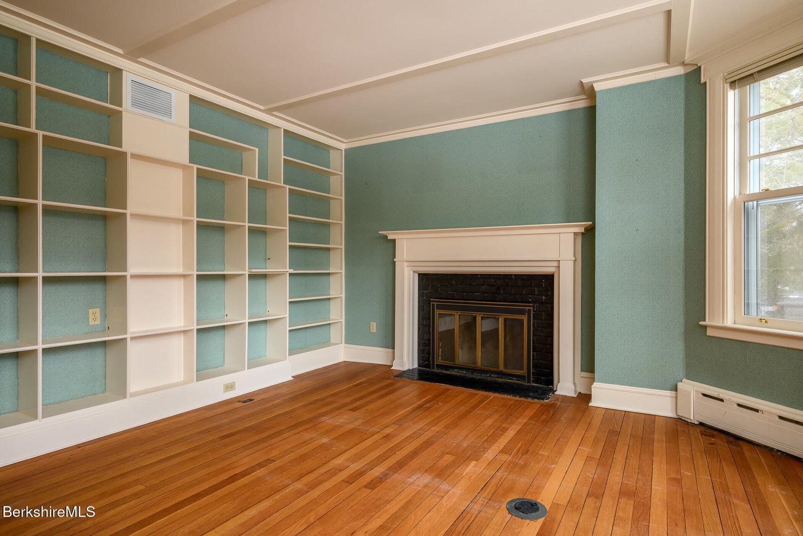 111 Park St Photo 28