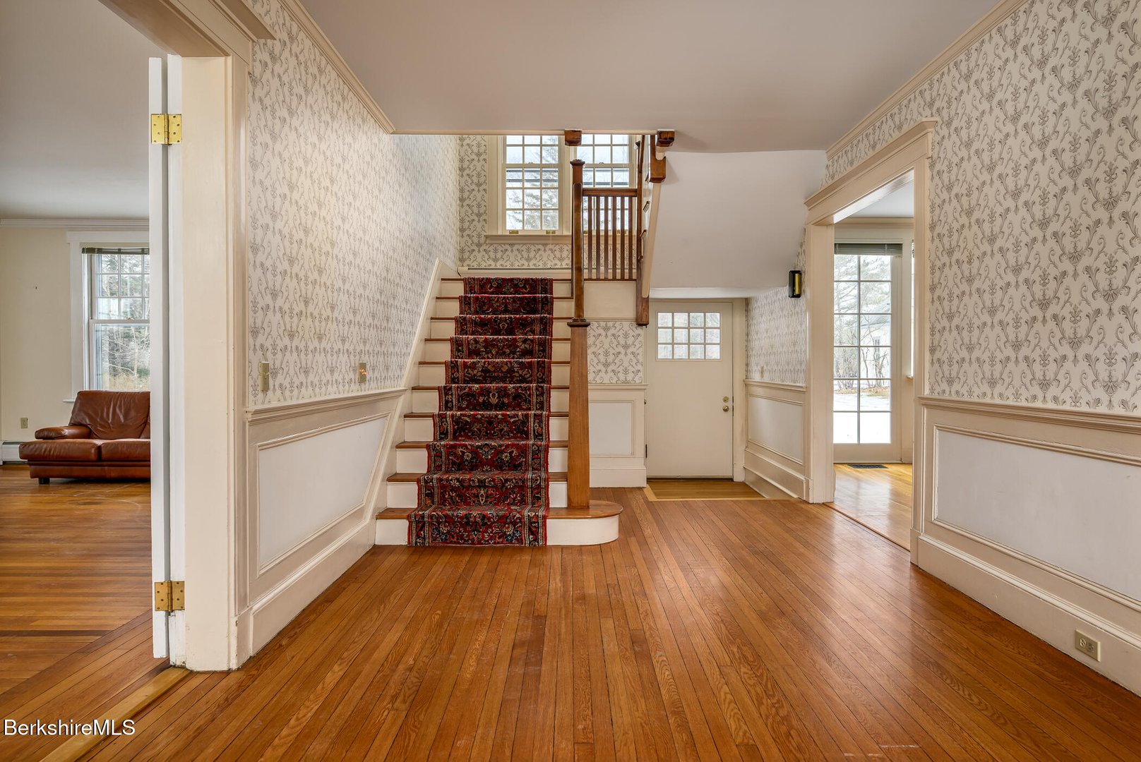 111 Park St Photo 26