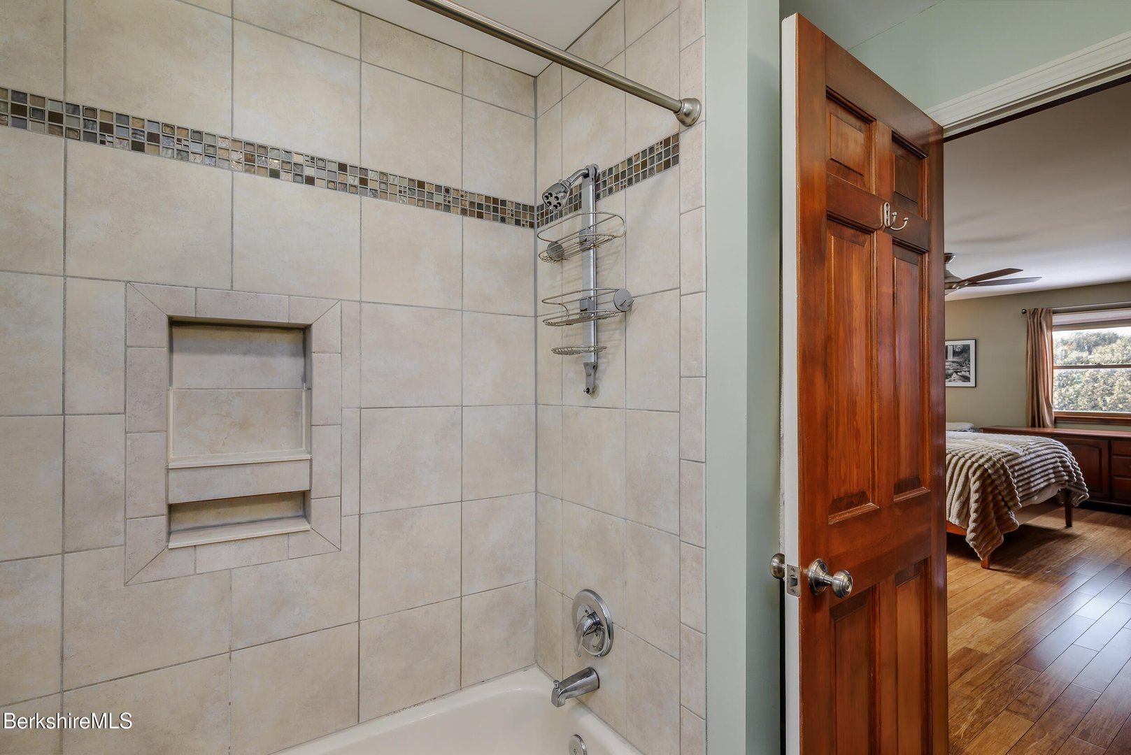 32 Marcella Way Photo 15