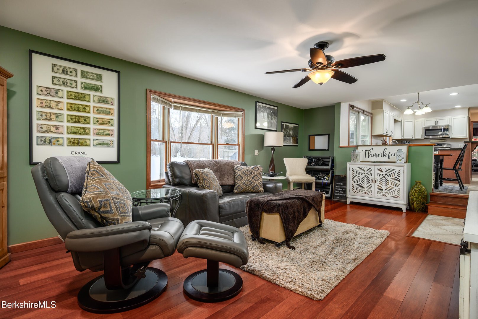 32 Marcella Way Photo 8