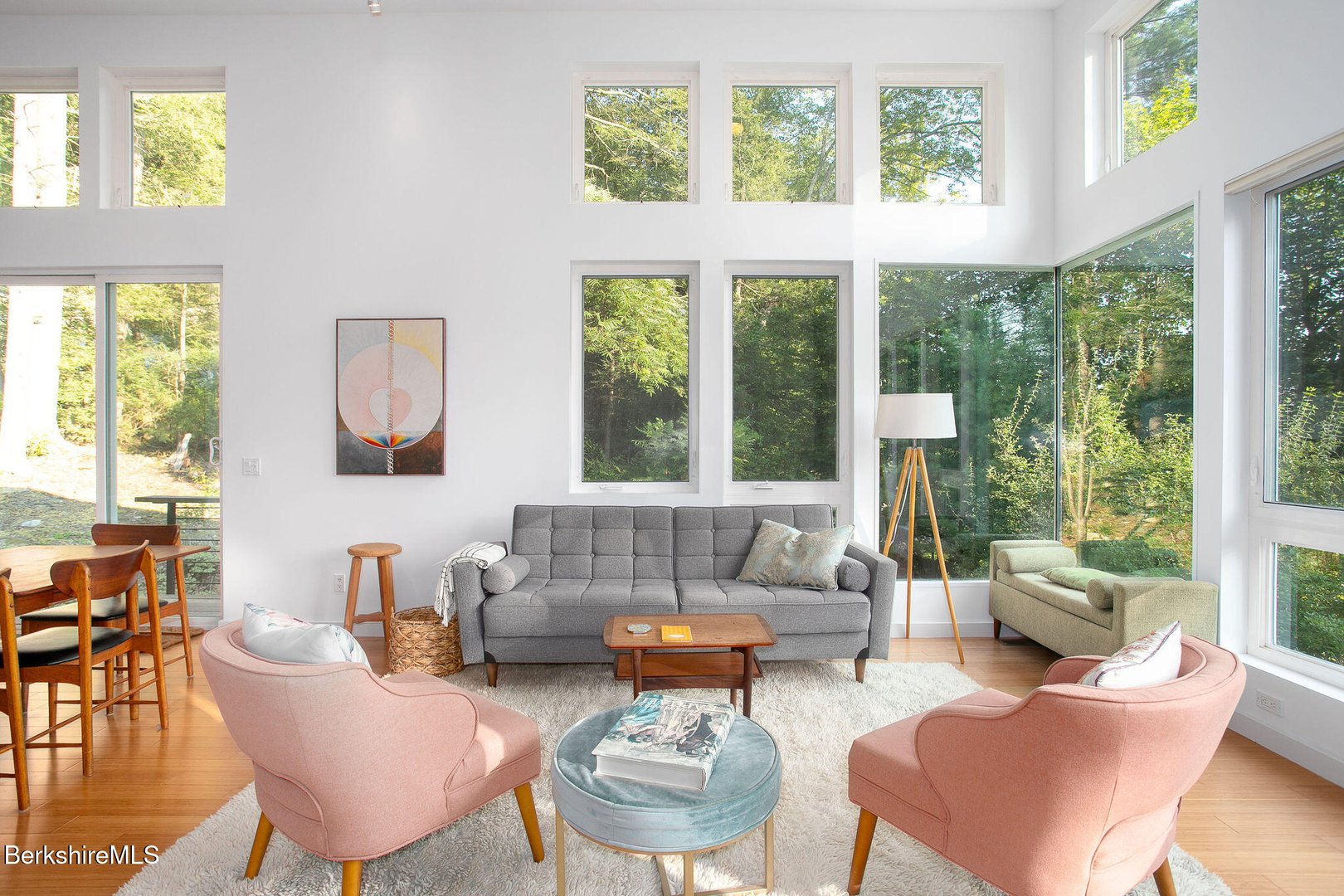 324 Park St Photo 10