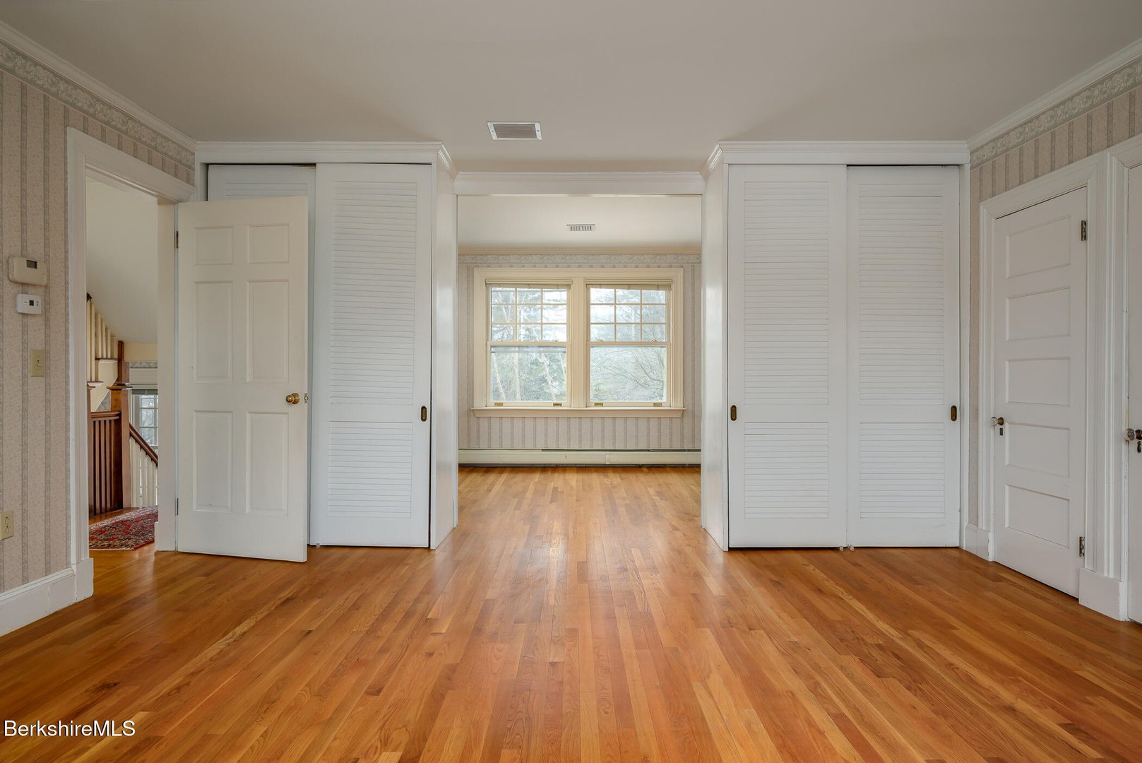 111 Park St Photo 39