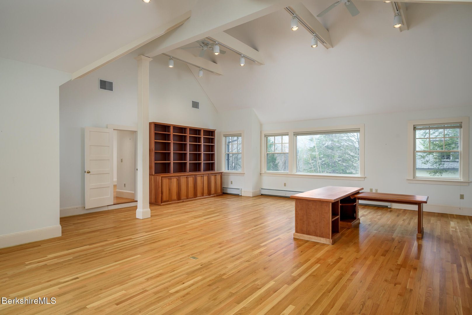 111 Park St Photo 45