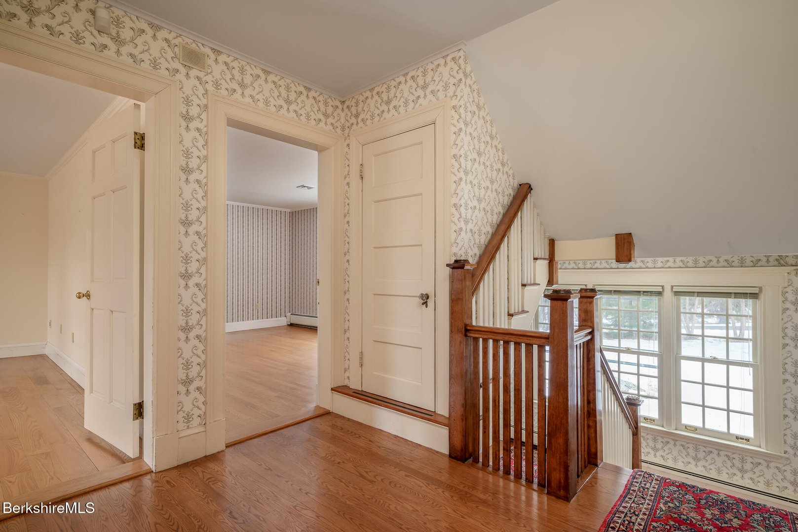 111 Park St Photo 31