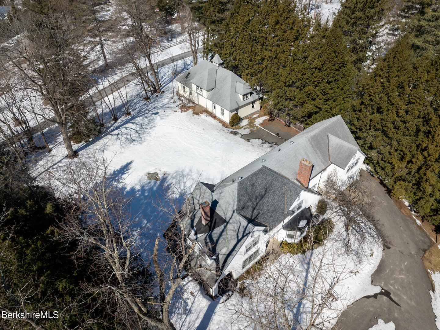 111 Park St Photo 56