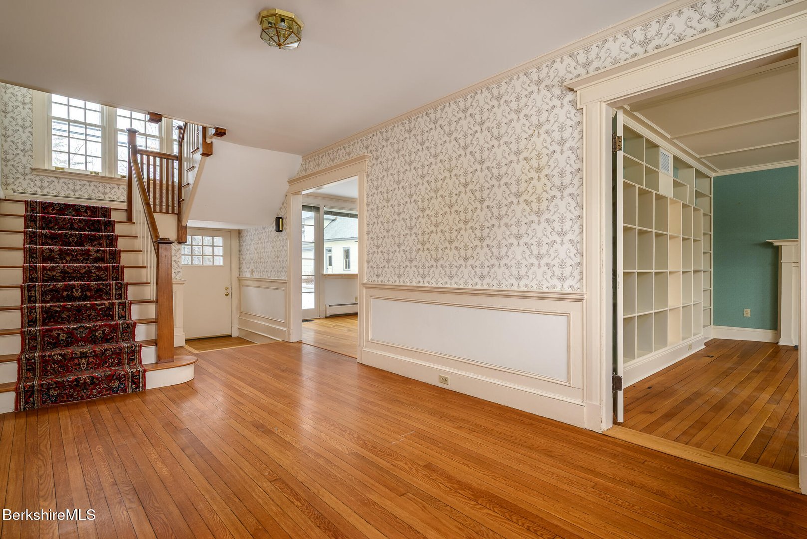 111 Park St Photo 25