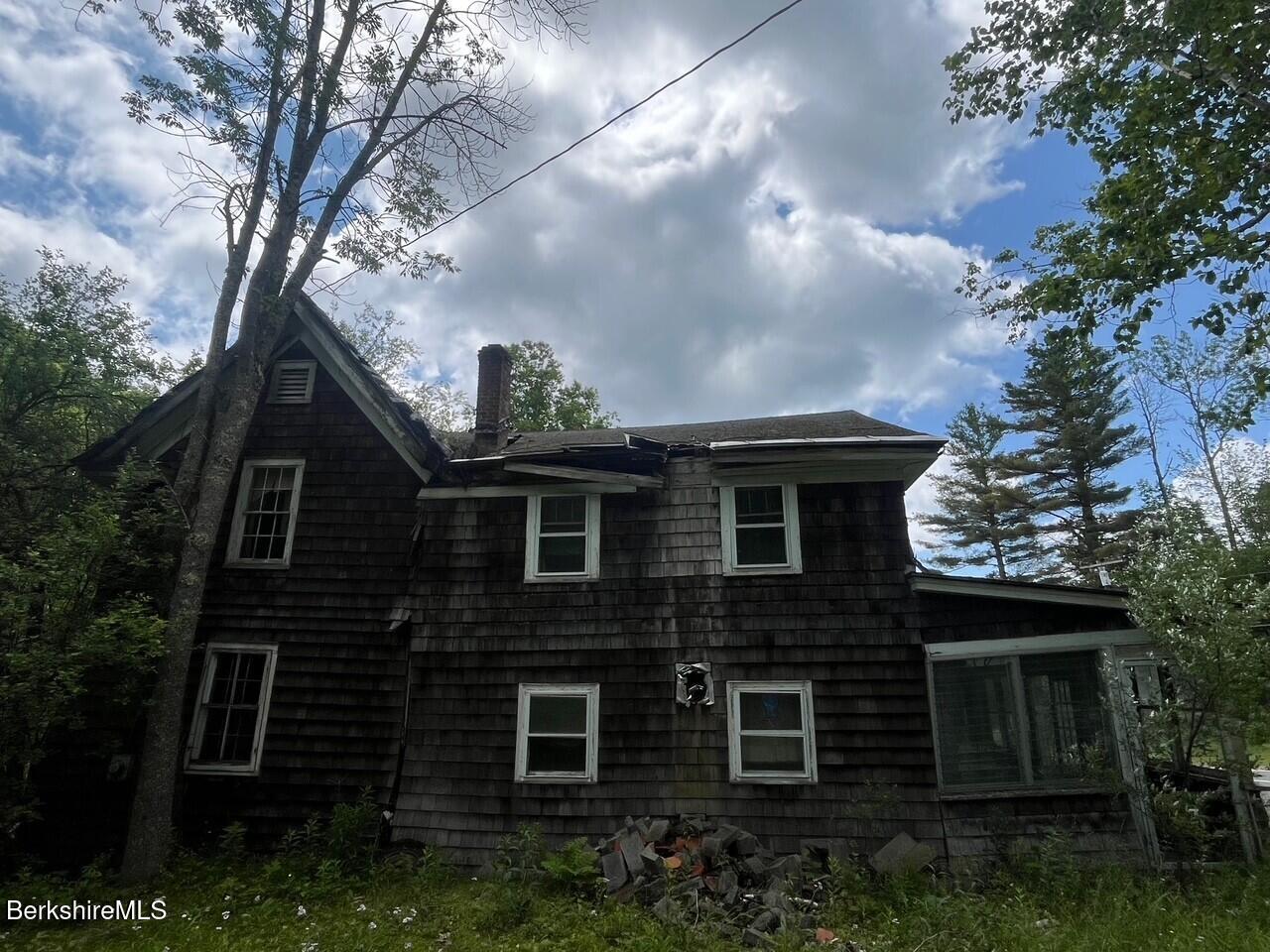 477 Mohawk Trail Photo 5