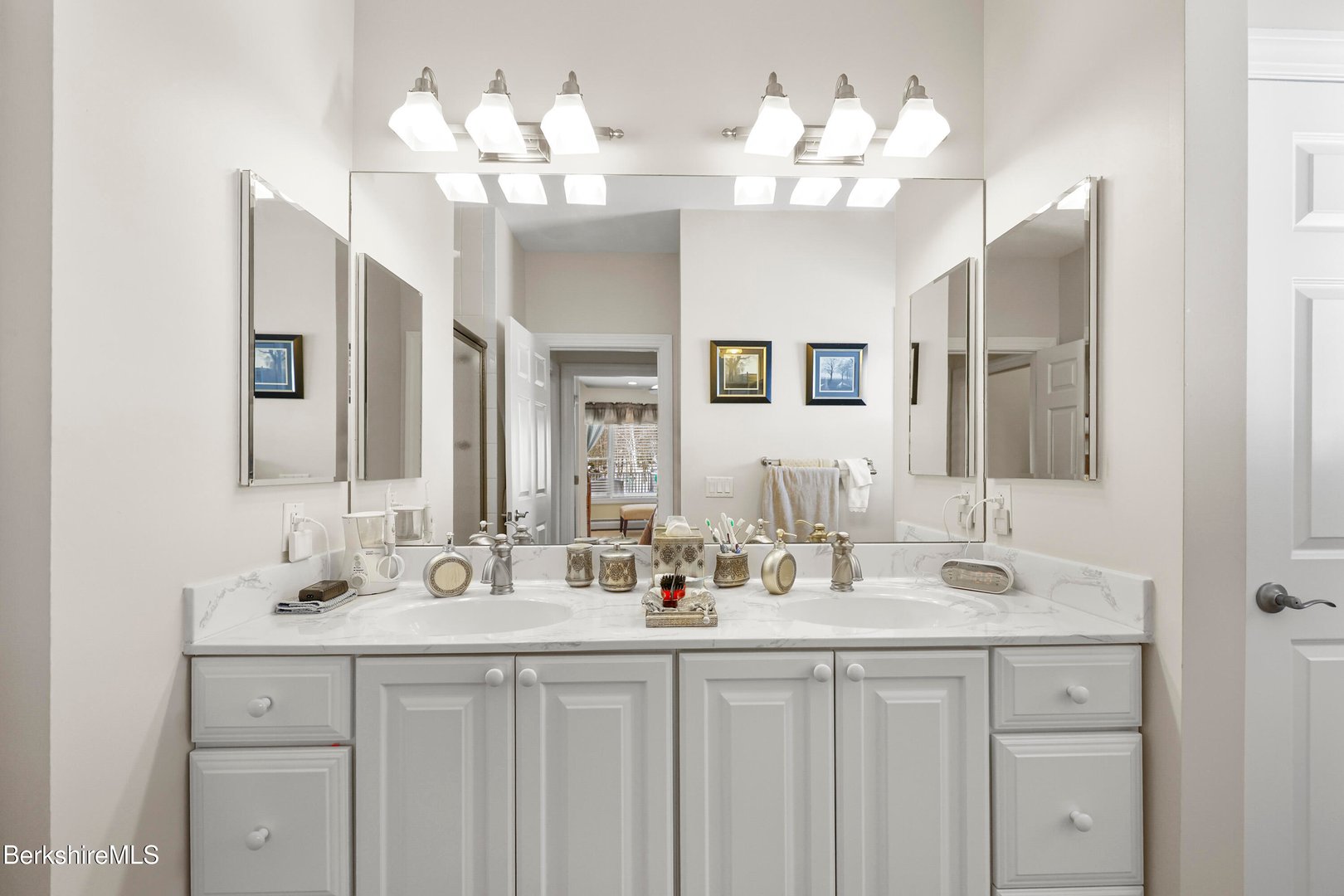 581 Red Barn Rd Photo 34